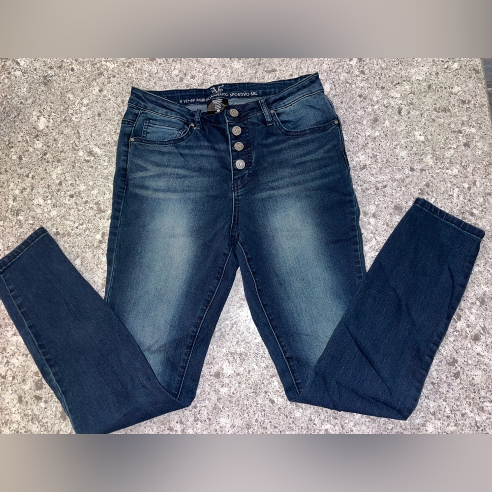 19V69 ITALIA stretchy jeans.